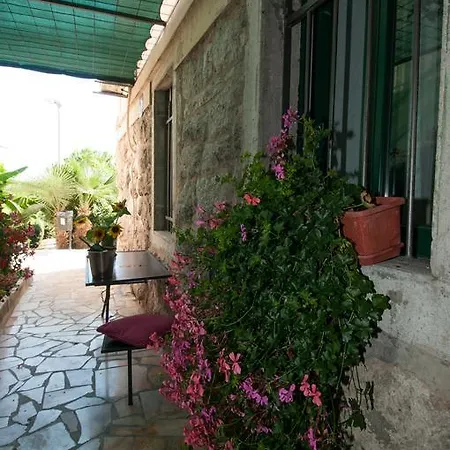 Tomic A-5 Apartment *